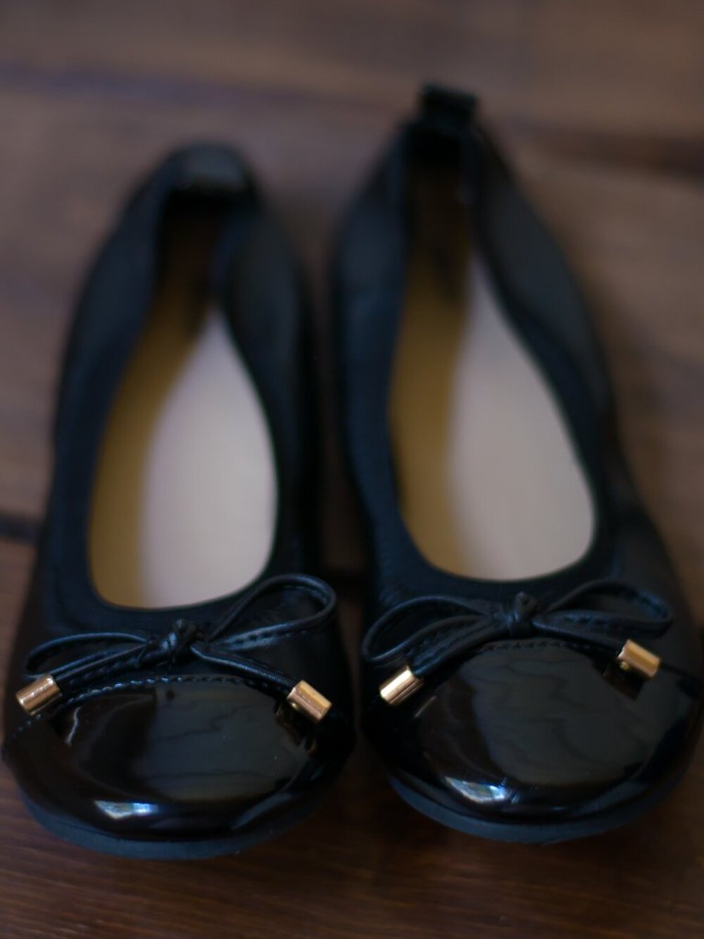 AKA us 3 kids Black Patent Cap-Toe Ballerina Flats